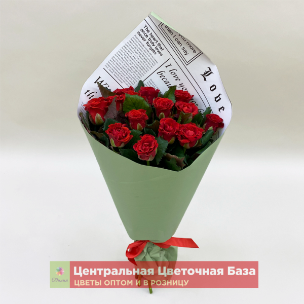 Купить Букет из 13-ти красных роз 50 см с доставкой по Мытищам