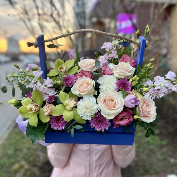 Цветы в корзине Интермеццо