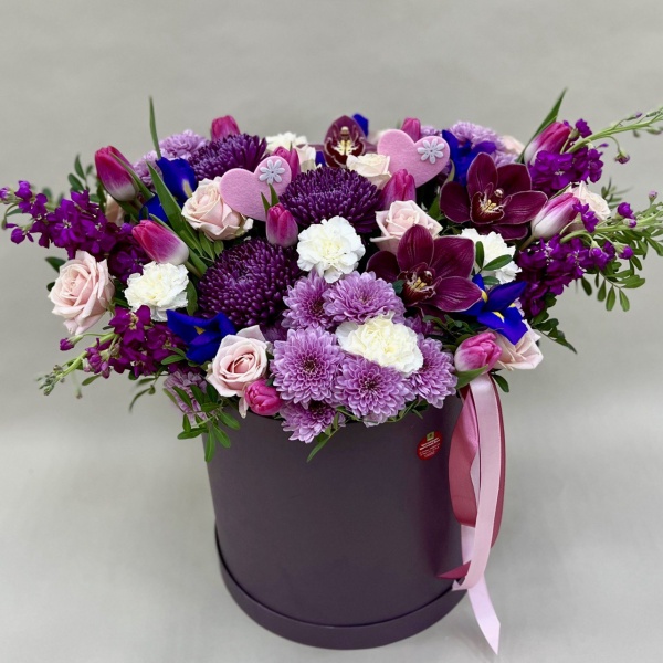 Цветы в коробке Жест