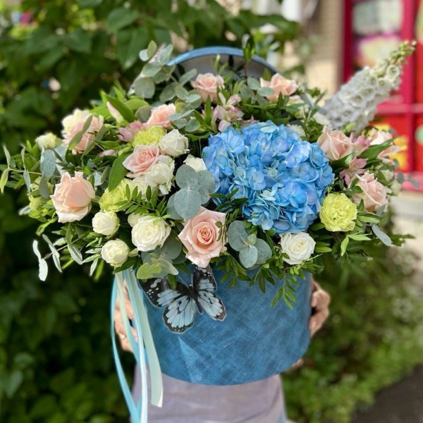 Цветы в коробке Игра контрастов