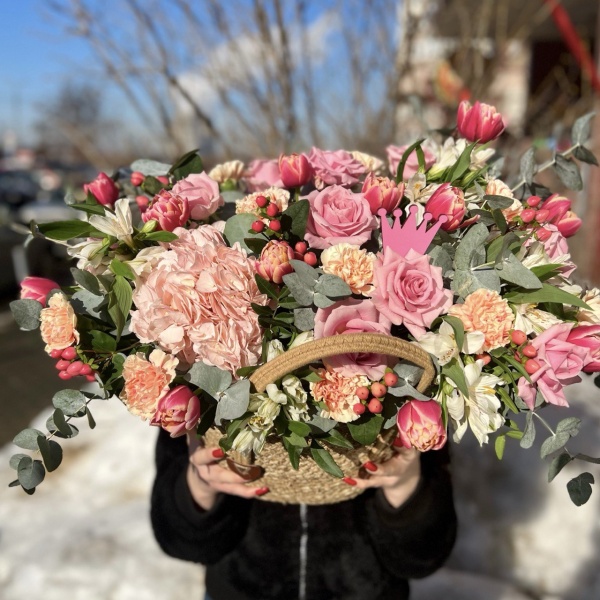 Цветы в корзине Меланхолия
