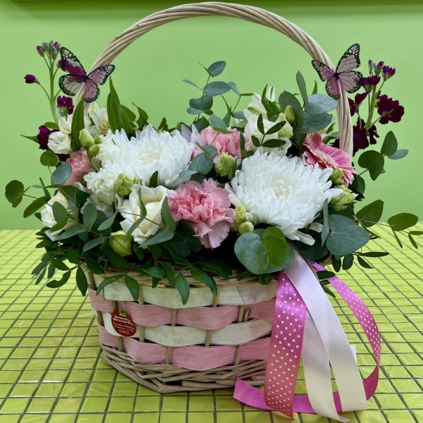 Цветы в корзине Шёпот лепестков