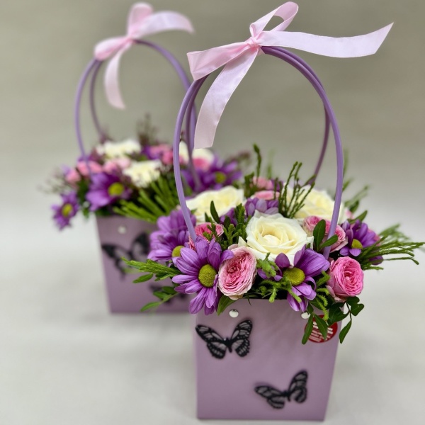 Цветы в сумке Блики